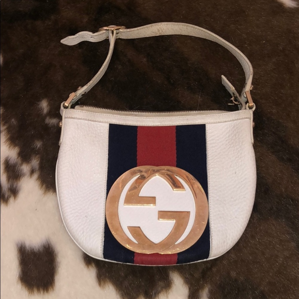 Gucci purse - Picture 1 of 4